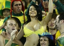 Chiêu đãi sex, khoe ngực... và những kiểu cổ vũ gây sốc mùa World Cup