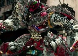 Dàn Autobot (Transformers: Age of Extinction) khoe dáng lừng lững bên sông