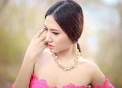 Dương Hiểu Ngọc khoe vầng ngực tuyệt đẹp với váy dạ hội