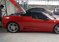 Ferrari F430 Spider "rẻ" giật mình tại Việt Nam