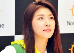 Ha Ji Won xinh đẹp không tì vết trong sự kiện mới