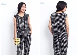 Jumpsuit chấm bi cá tính