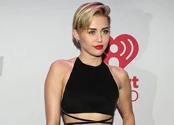 Miley Cyrus lập lờ chuyện có băng sex