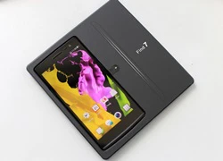 Mở hộp smartphone Find 7 màn hình 2K