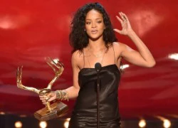 Rihanna nhận giải "Người phụ nữ được khao khát nhất"