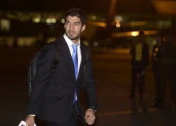 Suarez cùng dàn sao Uruguay đổ bộ xuống Brazil