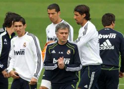 Thế giới "huyền bí" của Jose Mourinho (Kỳ 11): Ngày hổ thẹn