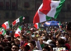 Tổng thống Mexico khen ngợi đội nhà sau thất bại đau đớn