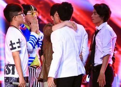 X-Factor Việt: 11 thí sinh nam giành giật 6 chiếc ghế nóng