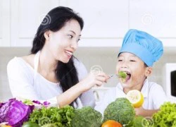 Lý do nên cho con ăn uống lành mạnh từ nhỏ