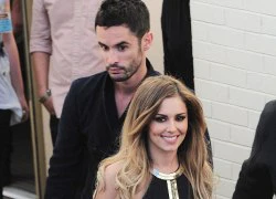 Ashley Cole nổi điên vì Cheryl đi lấy chồng