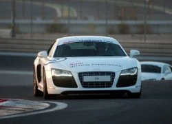 Audi mời khách sang Dubai... 'thuần hóa' R8 V10