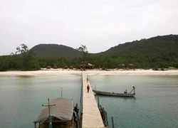 Bí Ẩn Koh Rong Cát trắng biển xanh.