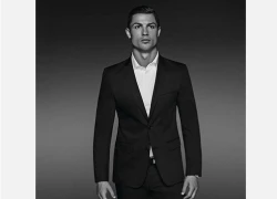 Chán quần lót, Cristiano Ronaldo quay sang bán áo sơ mi