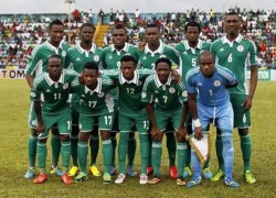 Chủ tich LĐBĐ Nigeria bị bắt, FIFA vào cuộc