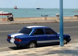 Dân chơi Vũng Tàu biến Peugeot 505 thành siêu xe Ford Mustang