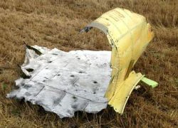 Hé lộ thêm mảnh vỡ chứng tỏ MH17 trúng tên lửa siêu thanh