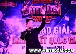 Hoài Lâm song ca &#8220;cực sung&#8221; cùng game thủ Đột Kích