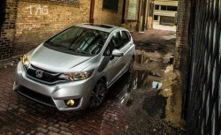 Honda Fit/Jazz 2015 gây nhiều tranh cãi