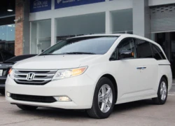 Honda Odyssey Touring hàng hiếm về Việt Nam