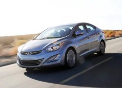 Hyundai Elantra 2015 ra mắt với giá "mềm"