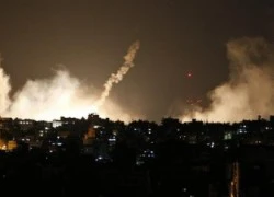 Israel bắt đầu đổ bộ tấn công vào Gaza