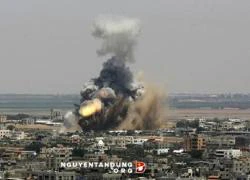 Israel đánh thẳng vào nhà của lãnh đạo Hamas, lệnh ngừng bắn tan vỡ