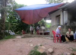 Leo lên thuyền cá, một học sinh chết đuối thương tâm