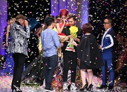 Lý Giám Tiền đoạt quán quân Project Runway Vietnam 2014