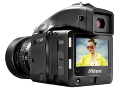 Nikon có thể ra máy ảnh medium-format dùng cảm biến Sony