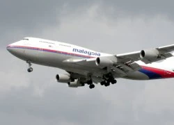 NÓNG: Boeing 777 của Malaysia Airlines chở 295 người rơi tại Ukraine