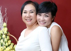 Phương Thanh thân thiết Lệ Thu như mẹ con