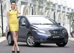 Siêu mẫu triển vọng 2013 tỏa sáng cùng Honda City