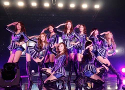 SNSD lập kỷ lục đi tour, hé lộ ca khúc mới