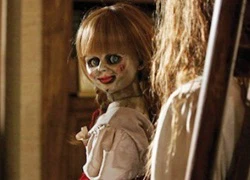 Sốc nặng với trailer mới về Búp bê ma trong "The Conjuring"