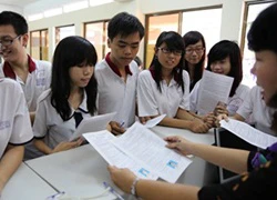 Thủ khoa đại học đầu tiên đạt 27,5 điểm