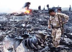 Tìm thấy hộp đen thứ 2 của MH17