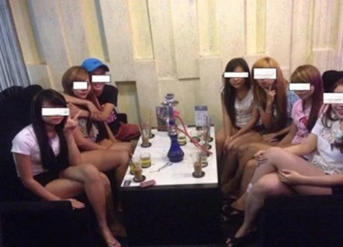 "Cơn sốt" hút shisha thể hiện sự "sang chảnh"