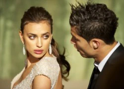 Bác sĩ yêu cầu Ronaldo phải cai&#8230; sex