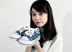 Biến hóa siêu xinh cho bộ đôi áo phông và giày sneaker bánh mì