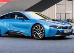 BMW i8 cháy hàng, khách hàng trả giá cao hơn để mua xe trưng bày