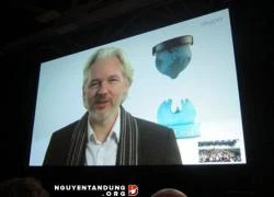 Cha đẻ của Wikileaks sắp nộp mình cho cảnh sát Anh?