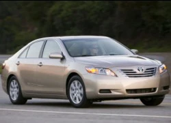 Consumer Reports kêu gọi Toyota triệu hồi xe Camry