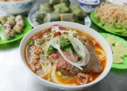 Đi ăn bún bò Huế ở... Huế