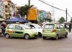 Đổi phù hiệu cho 17.000 taxi Hà Nội