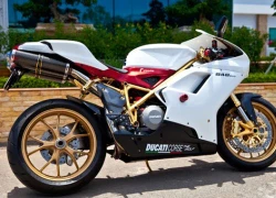 Ducati 848 EVO mạ vàng độc nhất Việt Nam