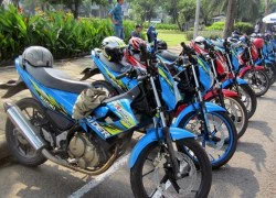 Hàng trăm biker tụ họp lái thử Suzuki Raider tại Sài Gòn