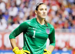 Hope Solo cứu thua ngoài sức tưởng tượng