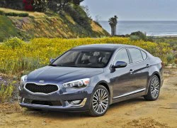 Kia Cadenza 2015: Thêm trang thiết bị tiêu chuẩn hiện đại