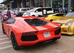 Lamborghini Aventador của Minh nhựa tái xuất ở Sài Gòn